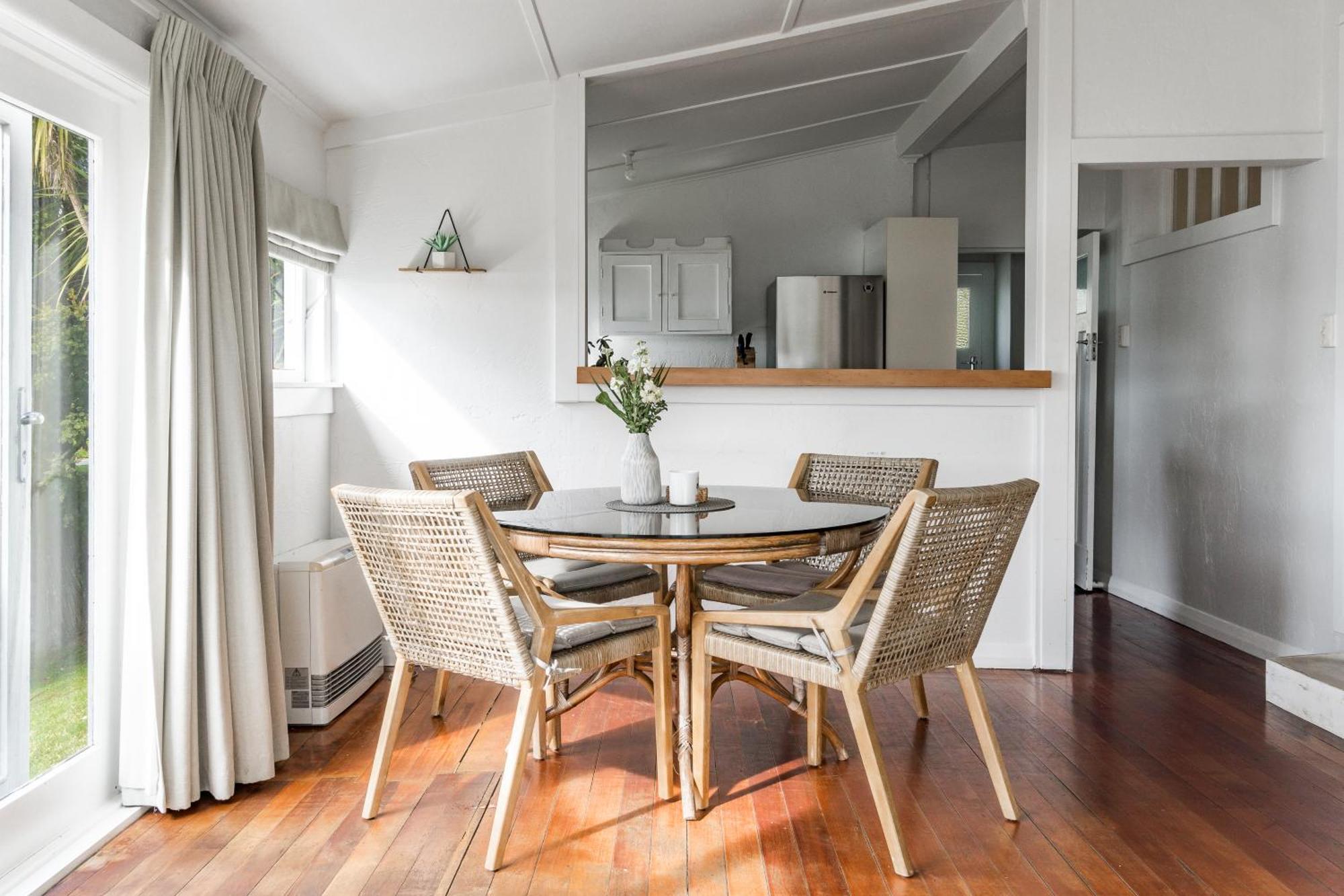 Tawatahi Cottage Раглан Екстериор снимка